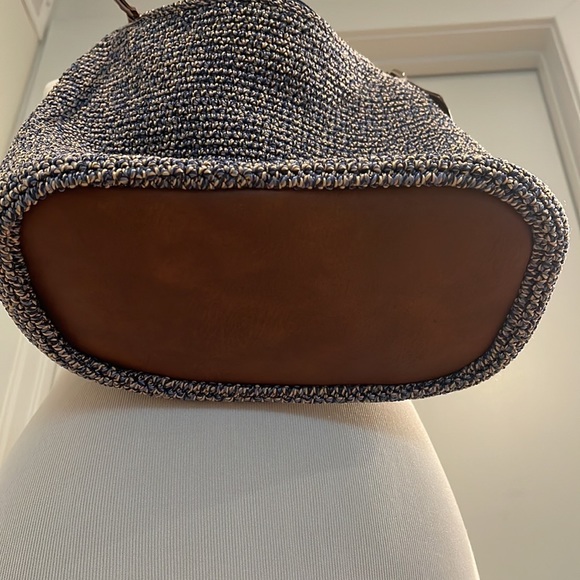 ♻️The Sak Sequoia Crochet Hobo Bag LIKE NEW - Picture 5 of 10